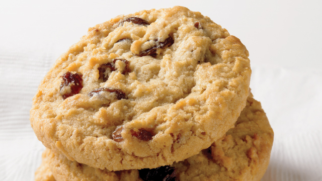 Otis Oatmeal Raisin Cookie Dough