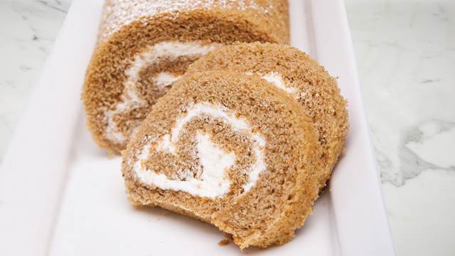 Pumpkin Roll 18oz