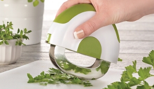 HERB AND SALAD CHOPPER
